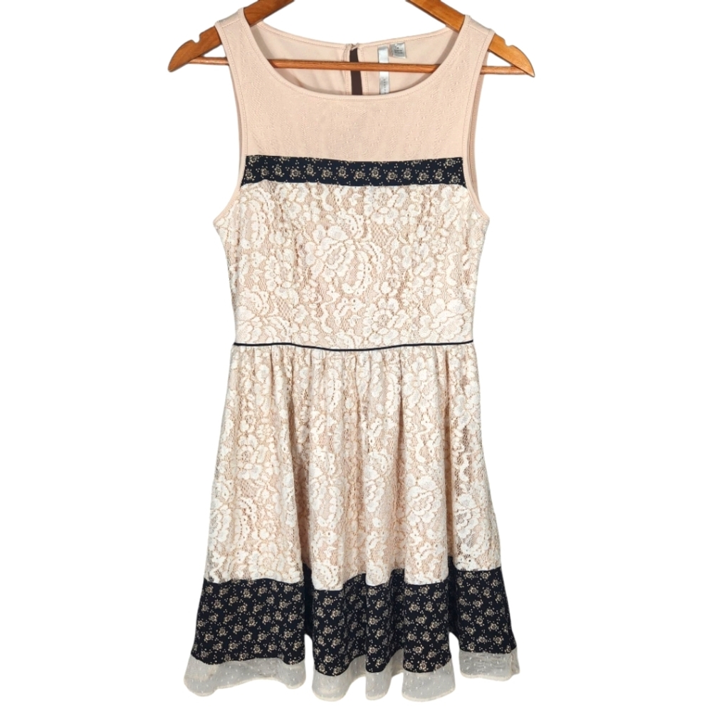 Lauren Conrad Cream Black Mesh Lace Floral Sleeveless Fit & Flare Dress Size 4